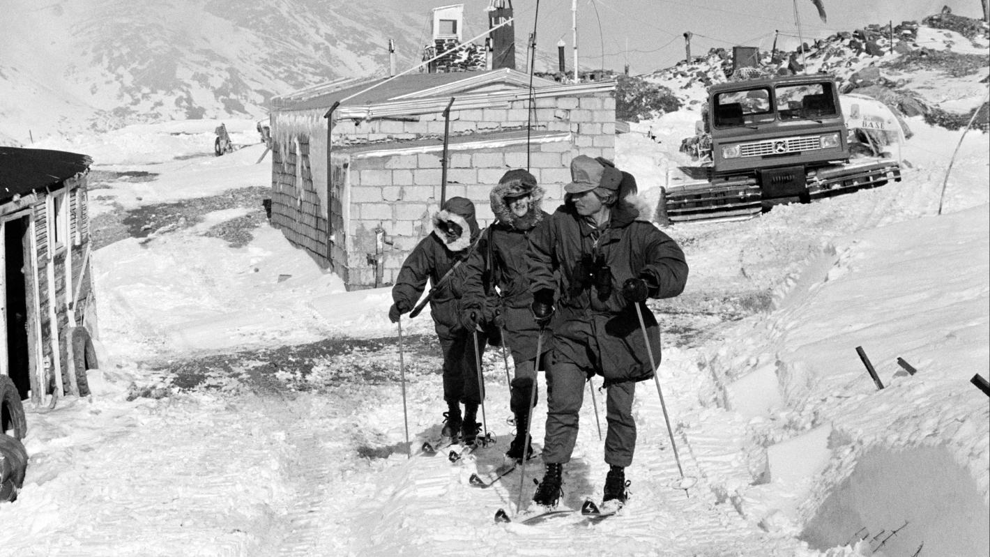 An UNDOF ski patrol in 1975